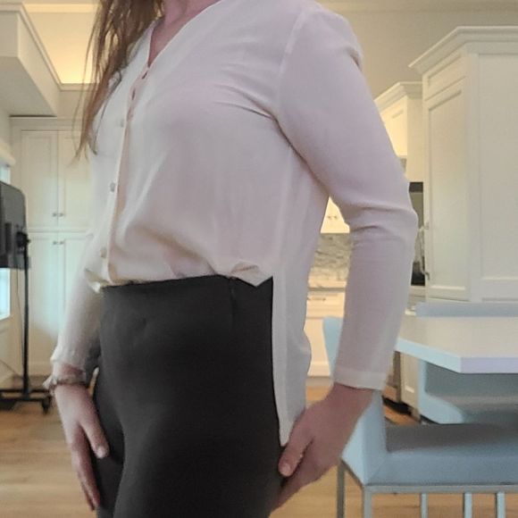 August silk silk blouse - Picture 9 of 11